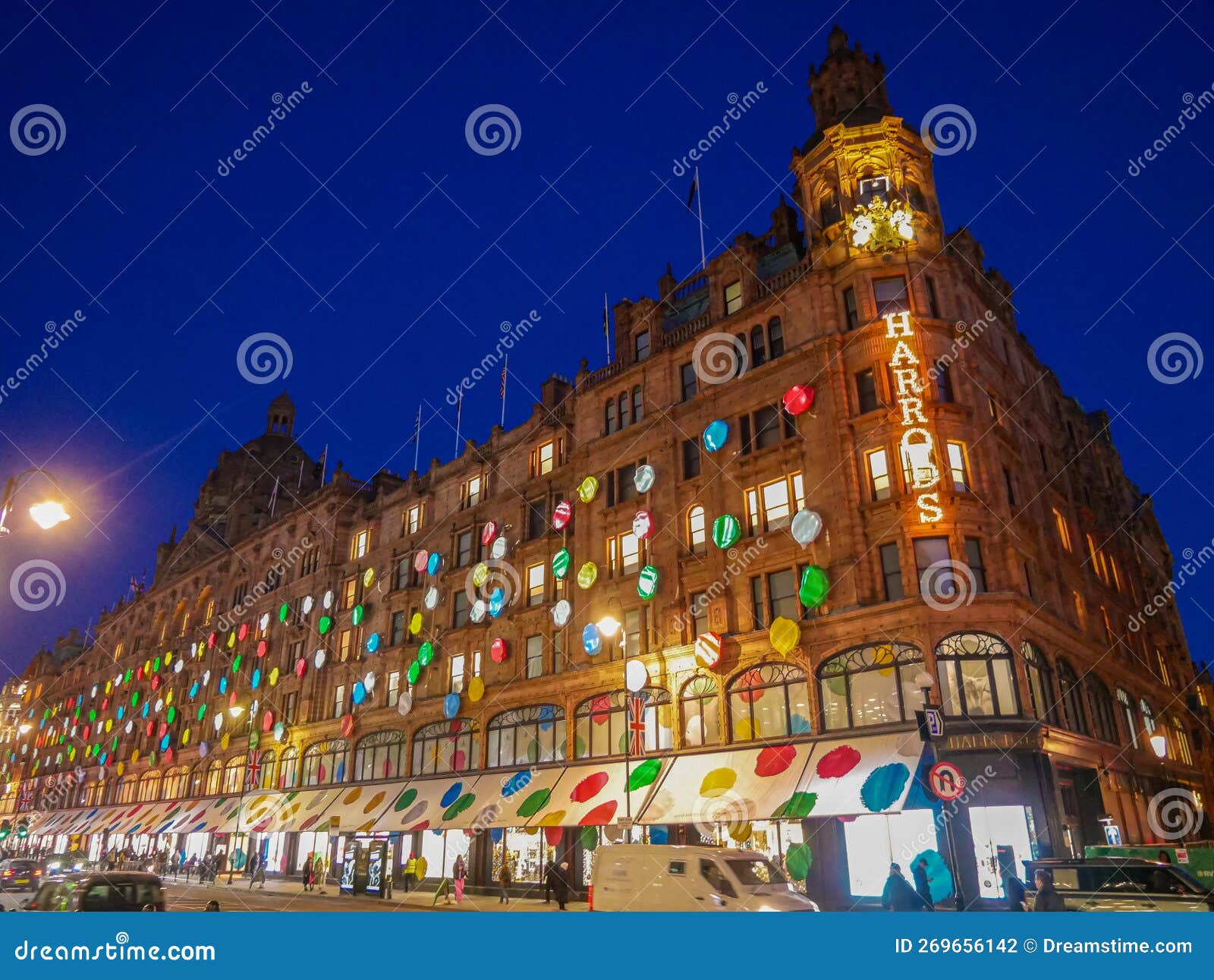 Louis Vuitton X Yayoi Kusama Descends upon Harrods , London, UK Editorial  Photography - Image of skull, decorations: 269656142