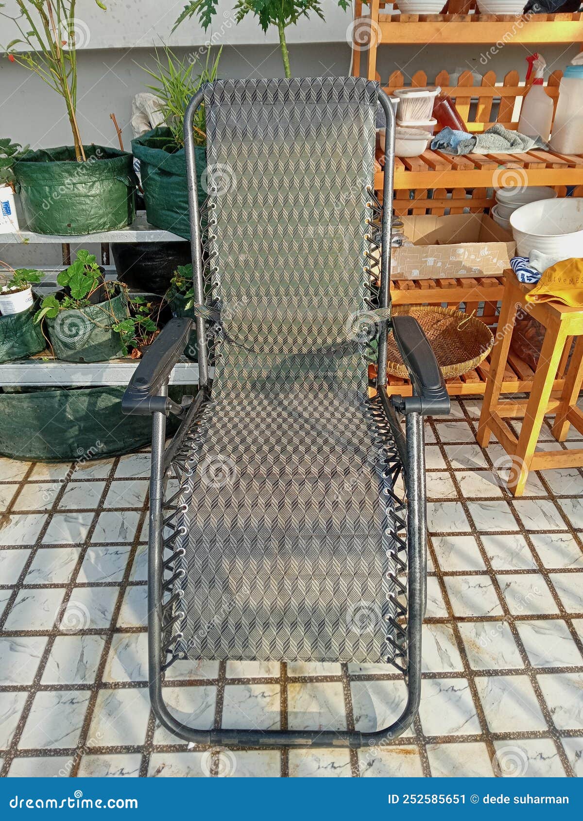 Lounge Chairs for Outdoor Sunbathing Stock Image Image of roof