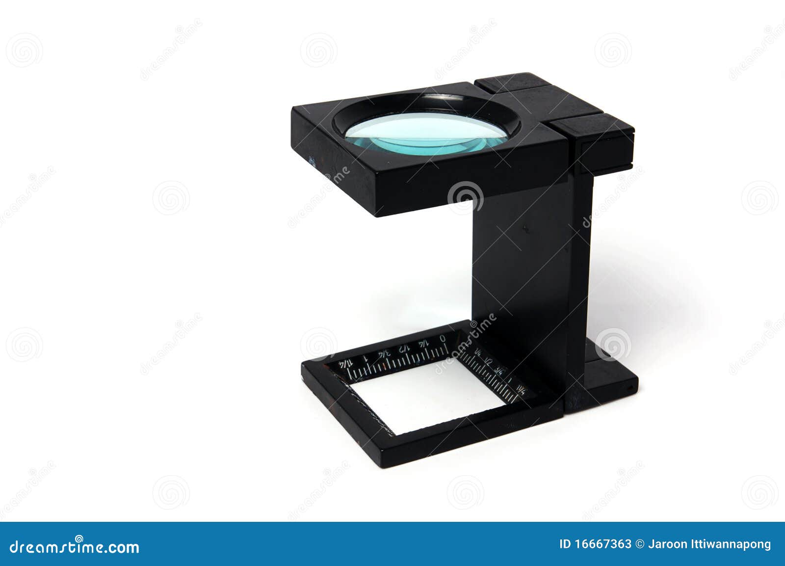 Loupe magnification stock image. Image of halftone, offset 16667363