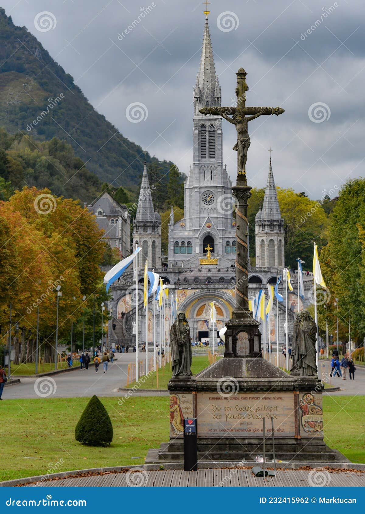 The Sanctuaires Notre-Dame De Lourdes Cathedral Editorial Photo ...