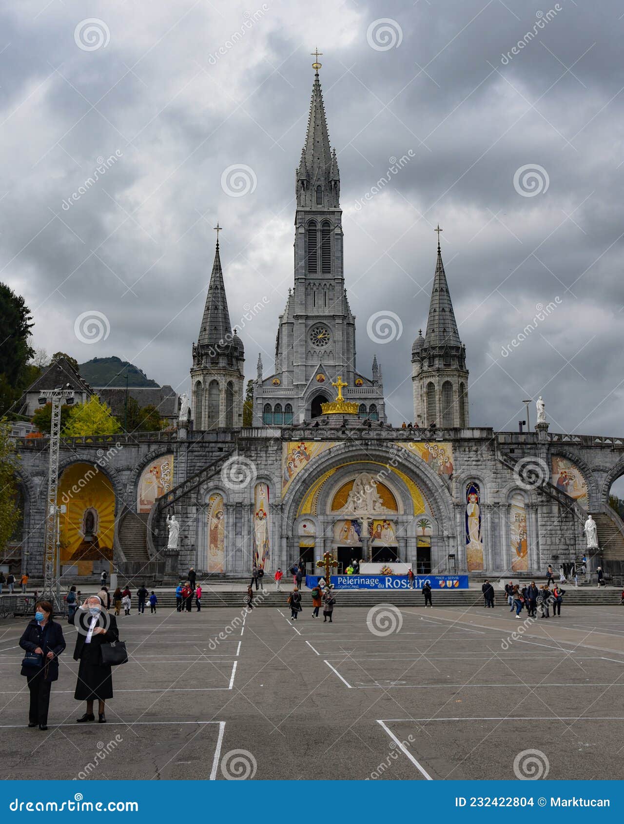 The Sanctuaires Notre-Dame De Lourdes Cathedral Editorial Stock Image ...