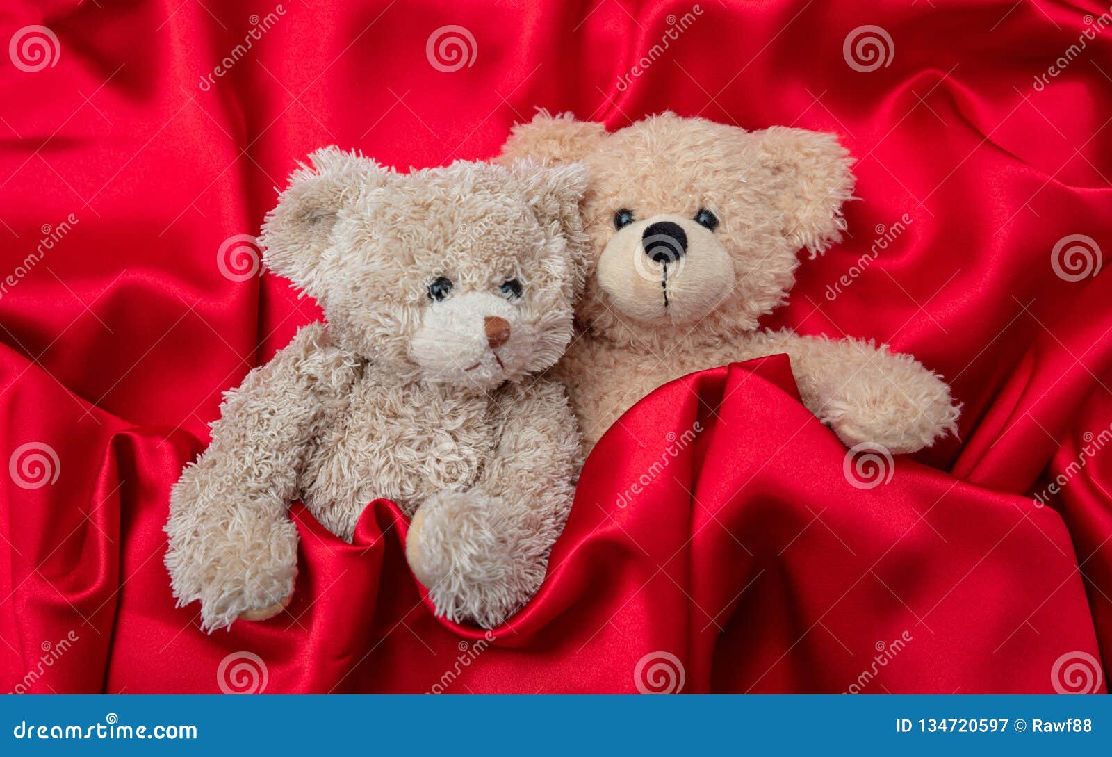 Love, Concept, Tight Hug. Two Teddy Bears Embracing As a Couple in ...