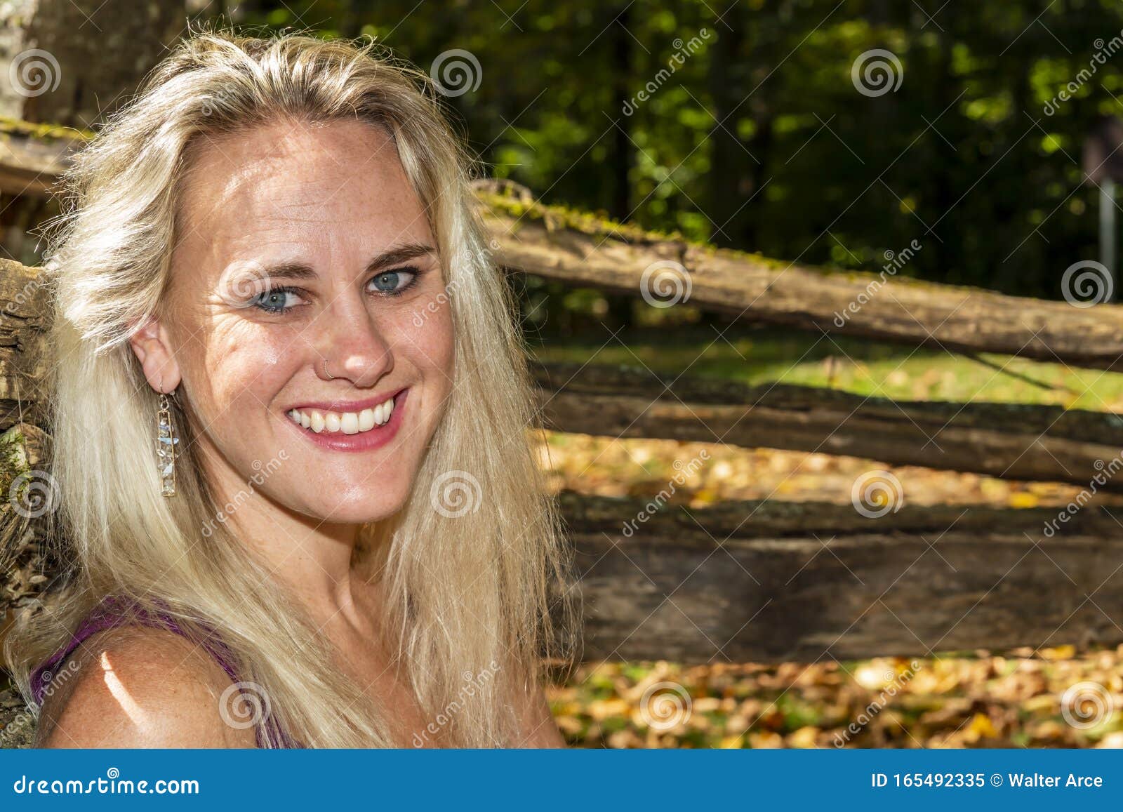 A Lovely Blonde Model Enjoys An Autumn Day Outdoors At The Park Stock Image Image Of Emotion