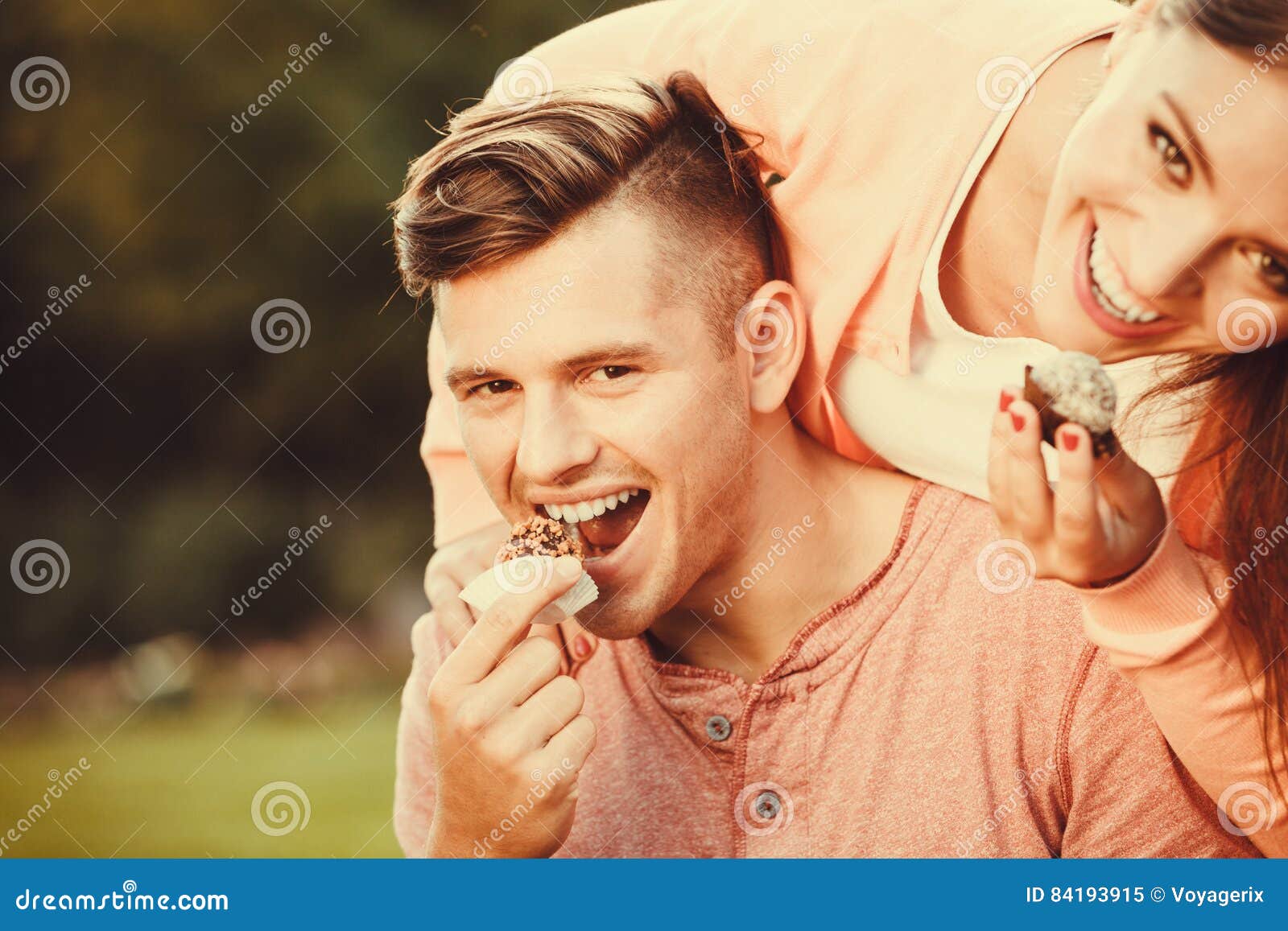 Lovely Couple Eating Cupcakes Stock Image Image Of Picnic Cheerful 84193915