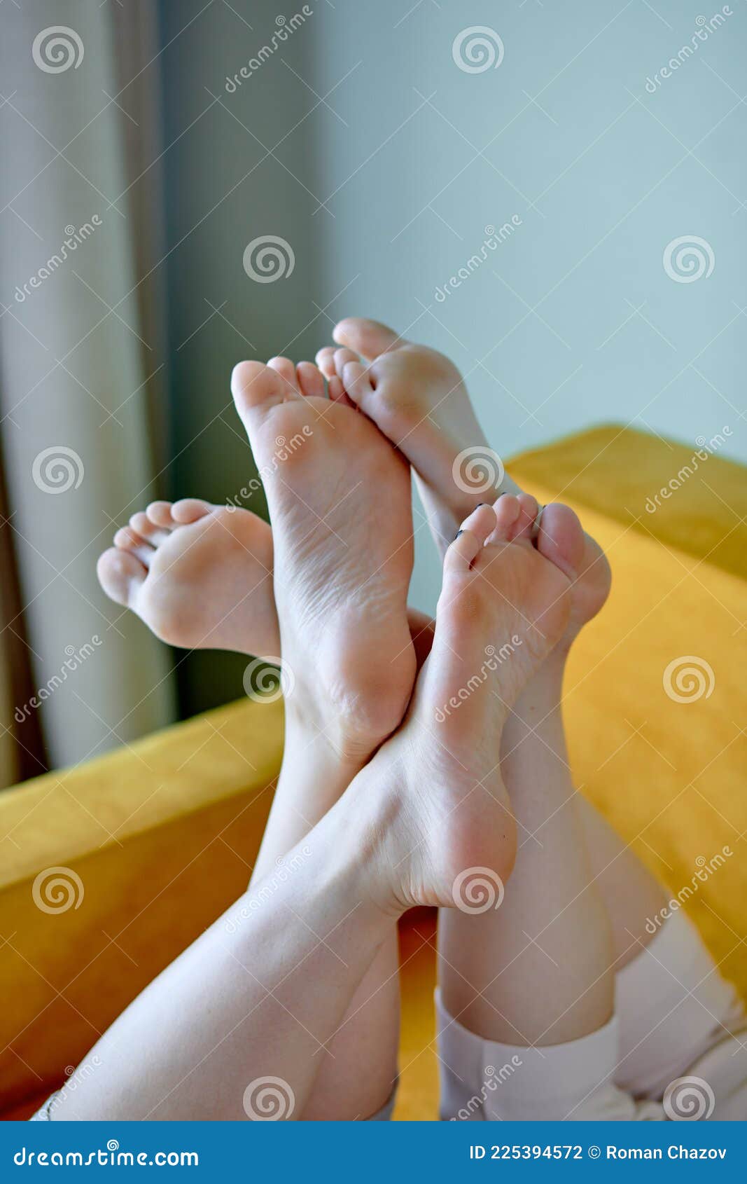 And feet lesbians Foot Kissing