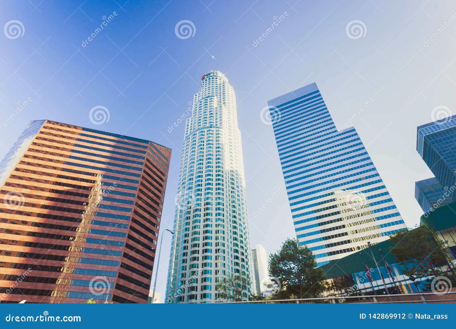 skyscrappers of los angeles downtown