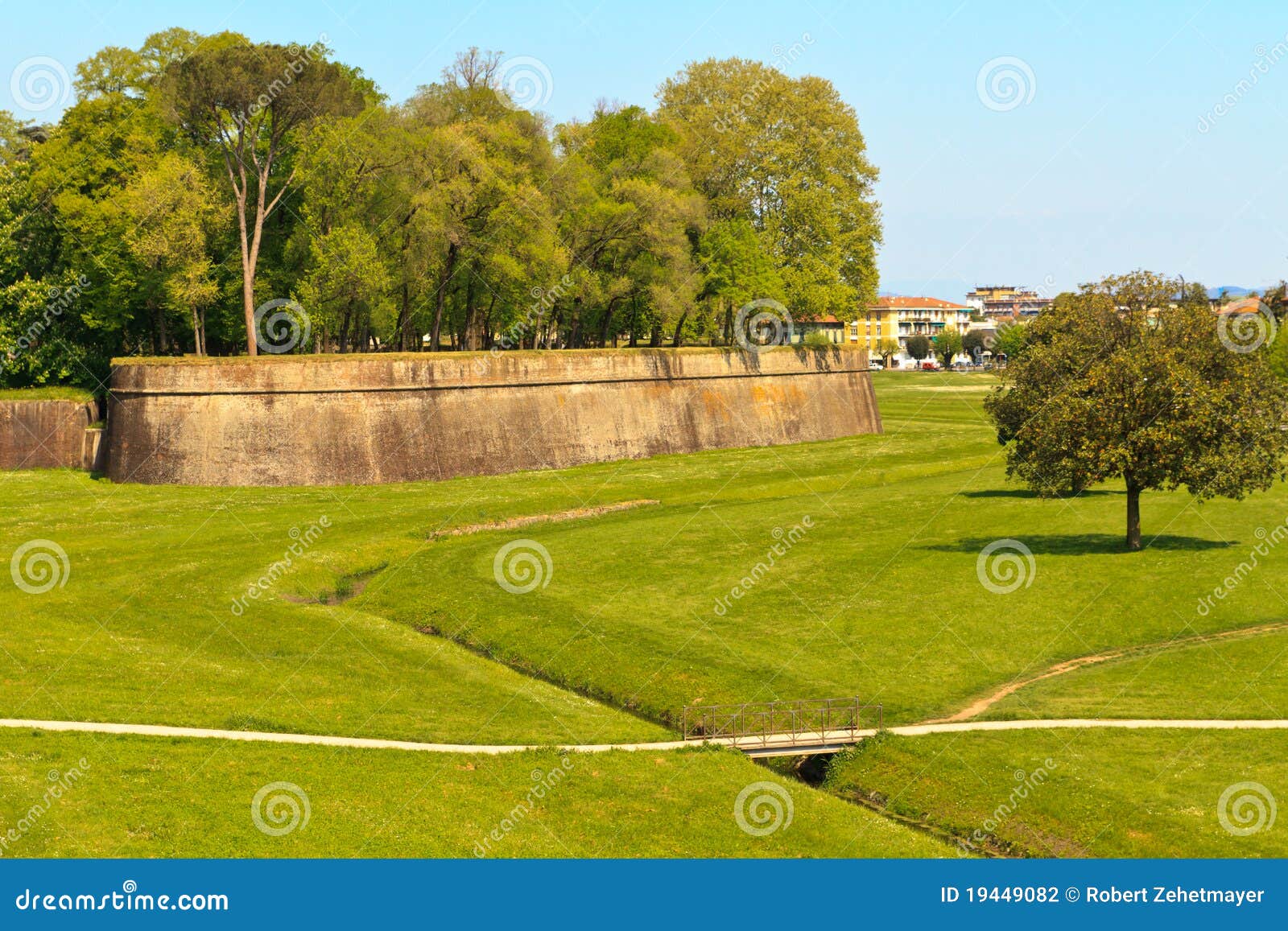 Lucca City Wall Fortifications Stock Photo - Image of defend, facade ...