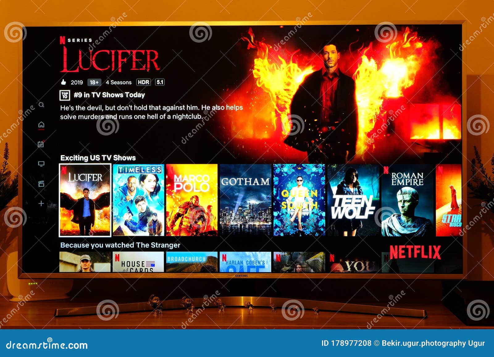 Gossip Girl - Netflix Television Screen with Popular Series Choice