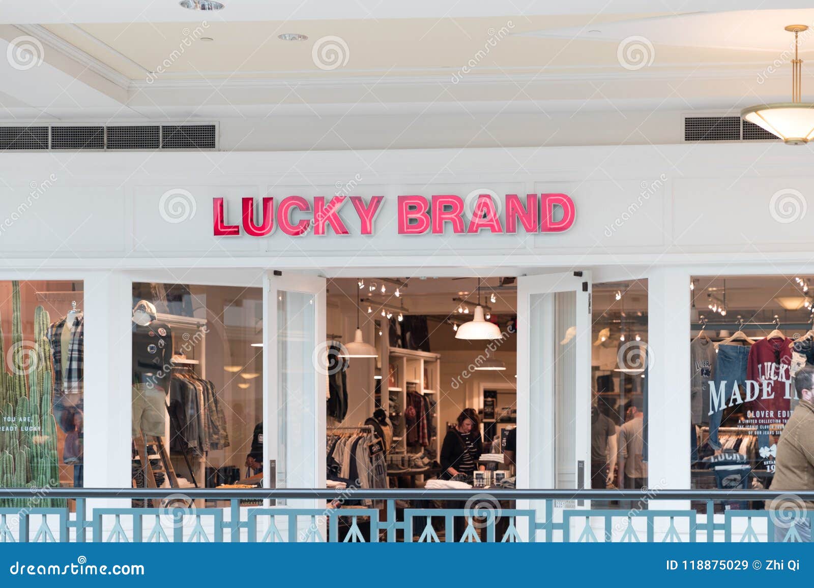 Lucky Brand store front. editorial stock image. Image of commercial ...