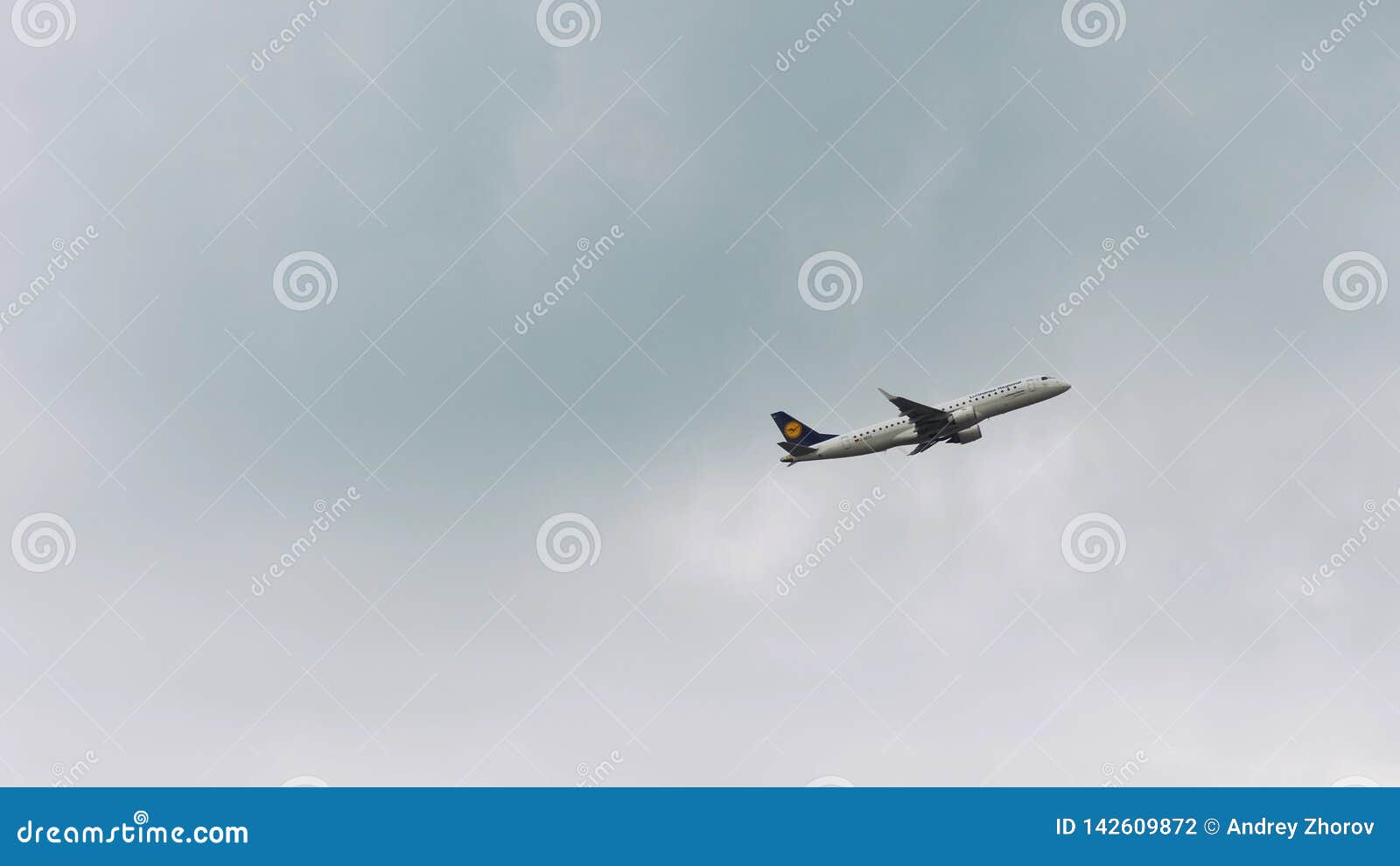 Lufthansa`s Embraer after Takeoff Editorial Photography - Image of ...