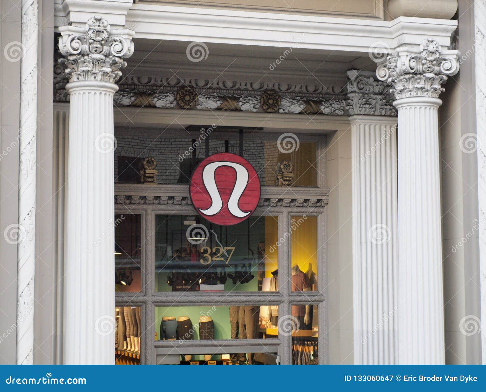 Lululemon Store Sign At On Grant Ave 