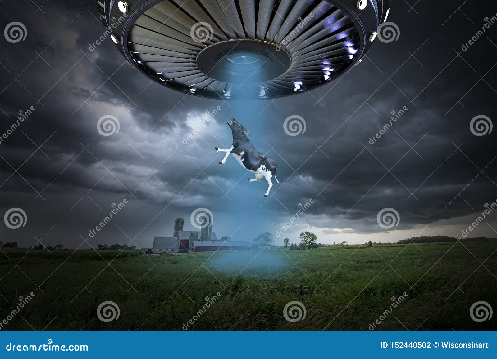Lustige Surreale Ausländische Abduktion UFO Stockfoto Bild von lustig