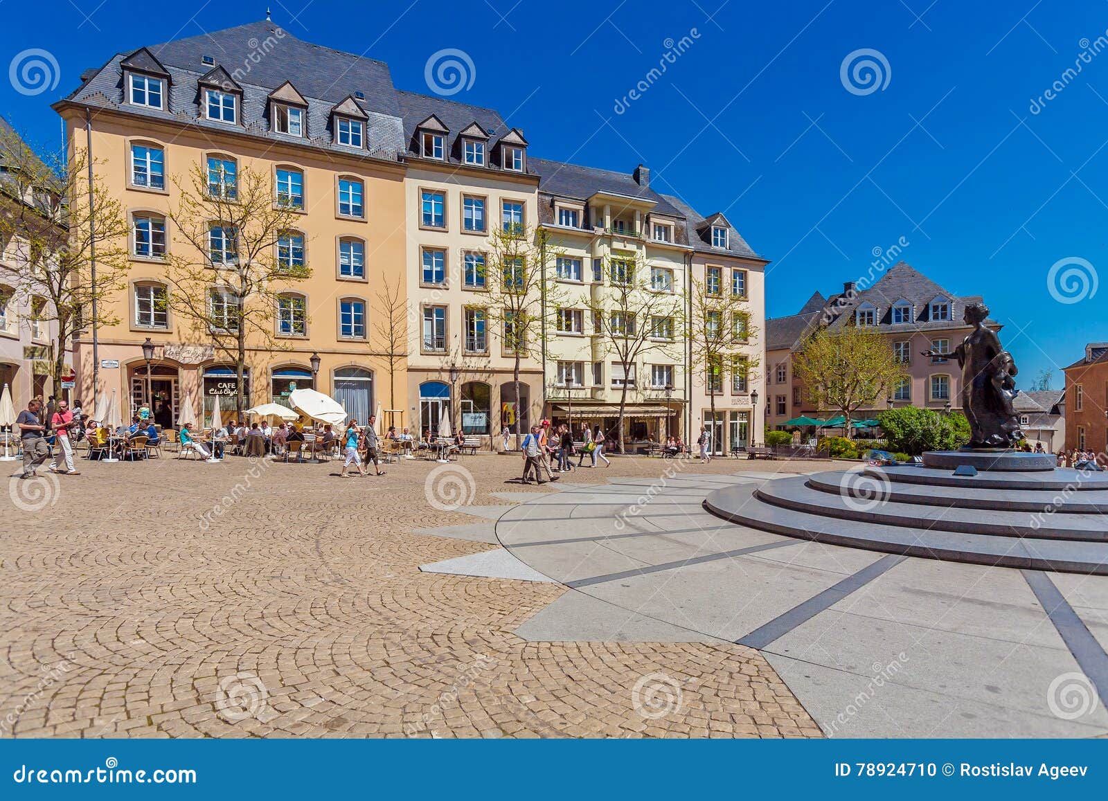 Place de Clairefontaine - Visit Luxembourg City