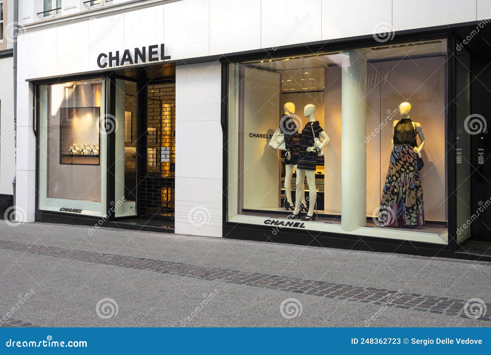Chanel Brand Shop in Luxembourg Editorial Stock Photo - Image of ...