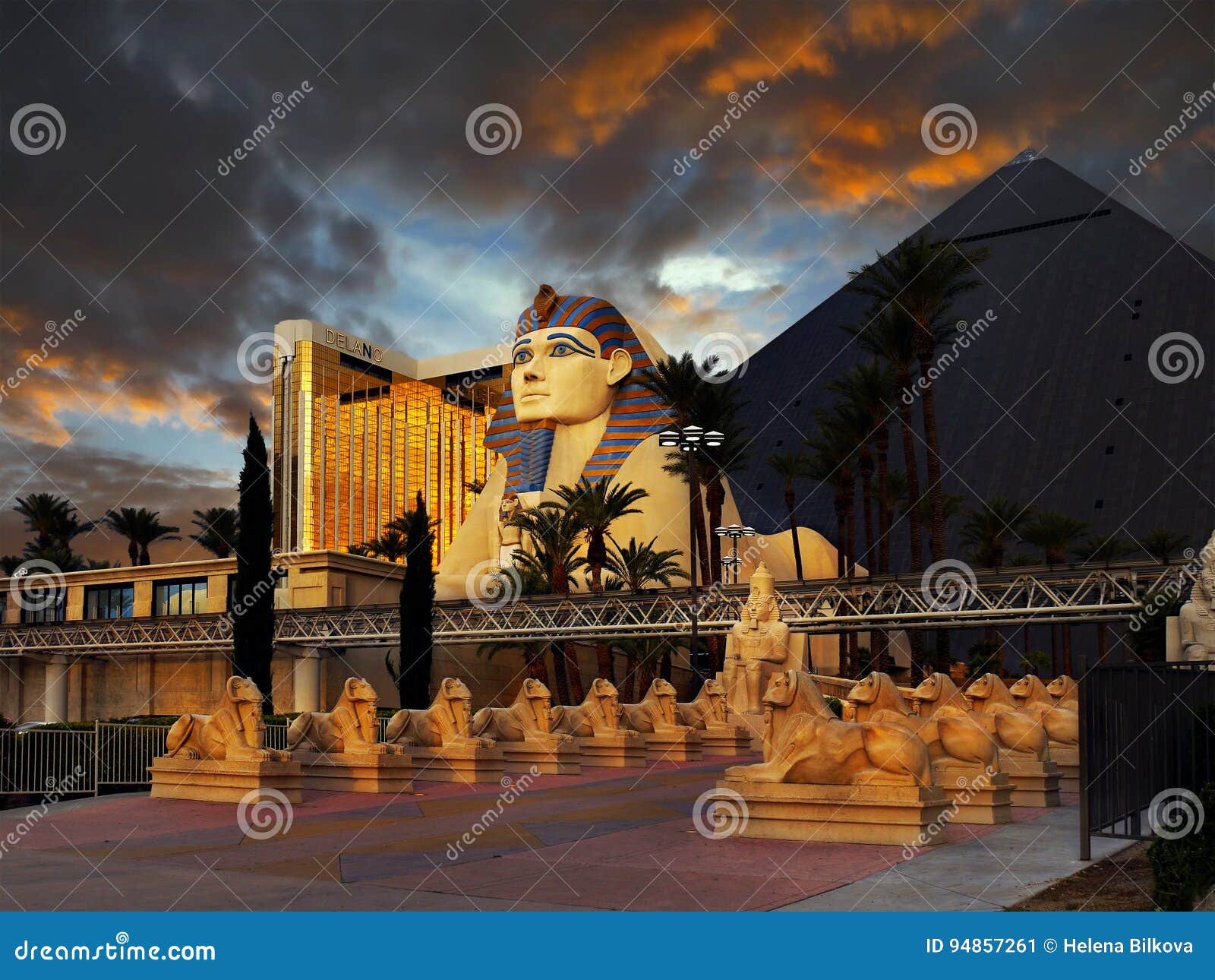 Pyramiden Hotel Las Vegas