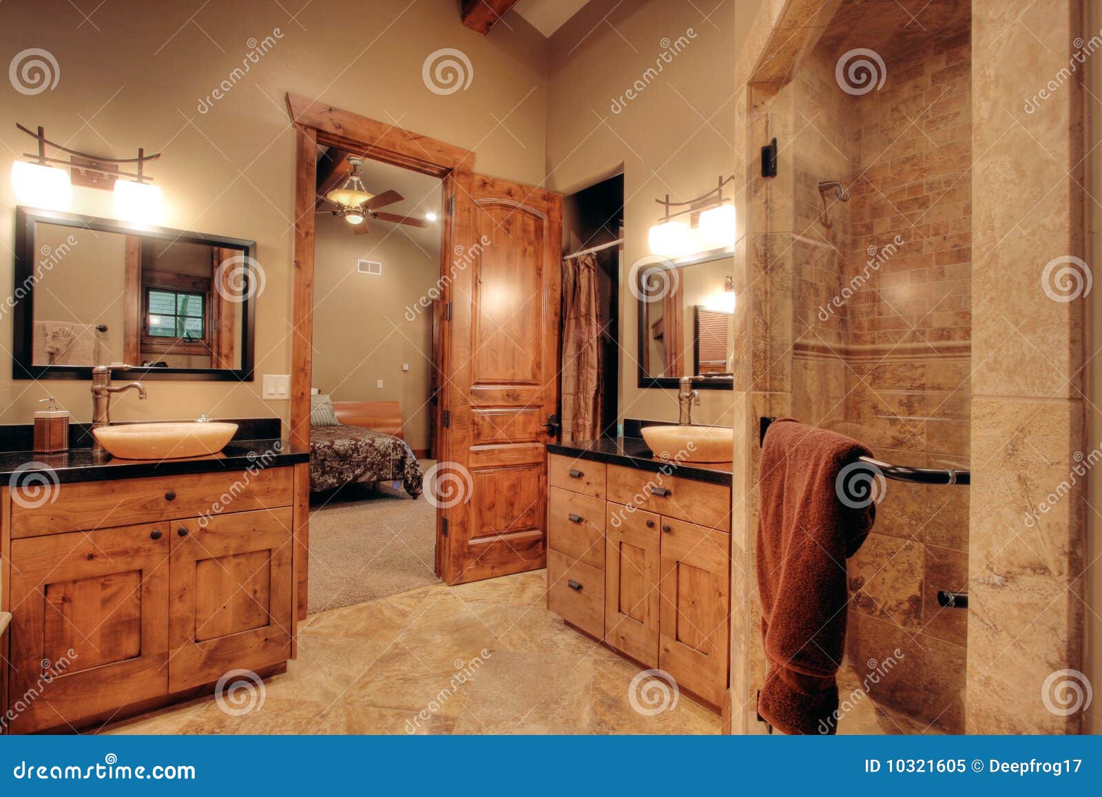 luxurious bathroom