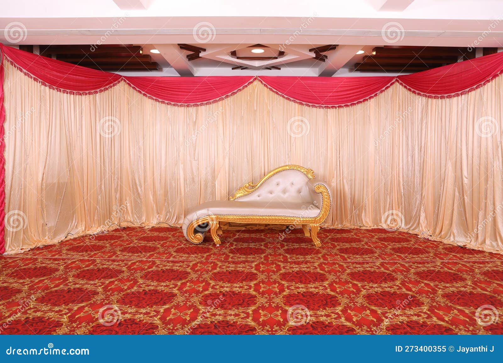 Luxurious Couch in a Wedding Stock Image Image of expensive, textile