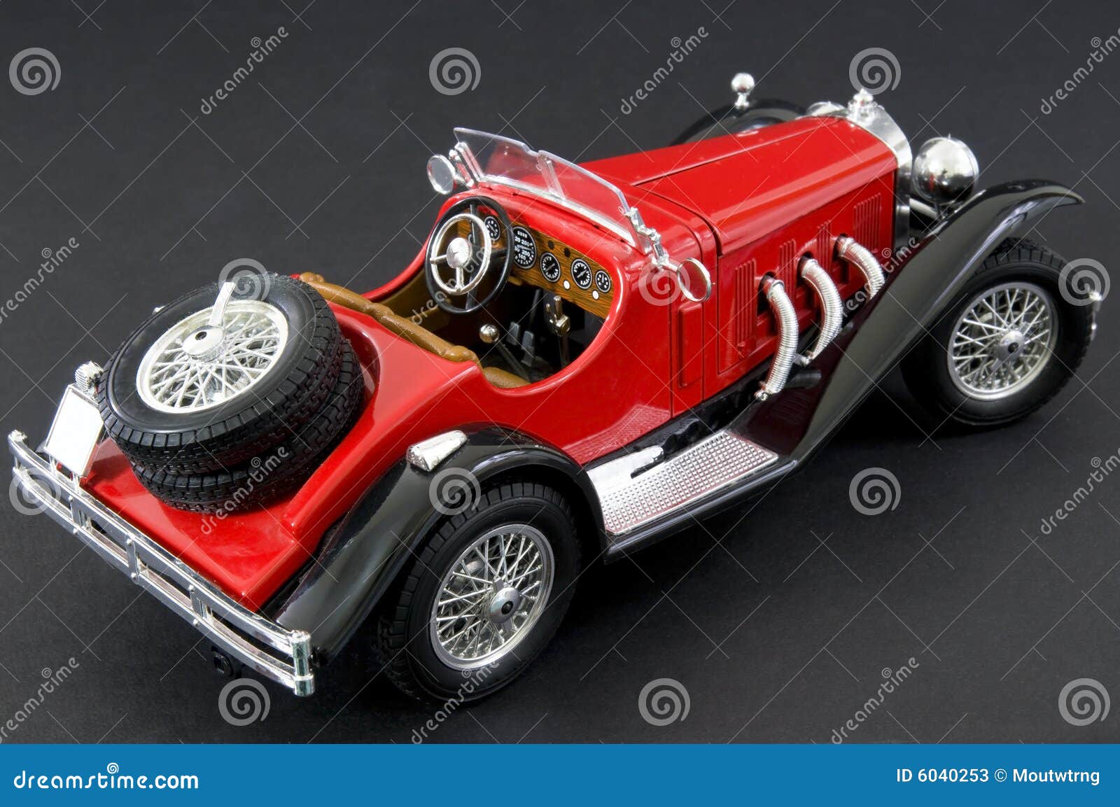 luxurious red retro classic car
