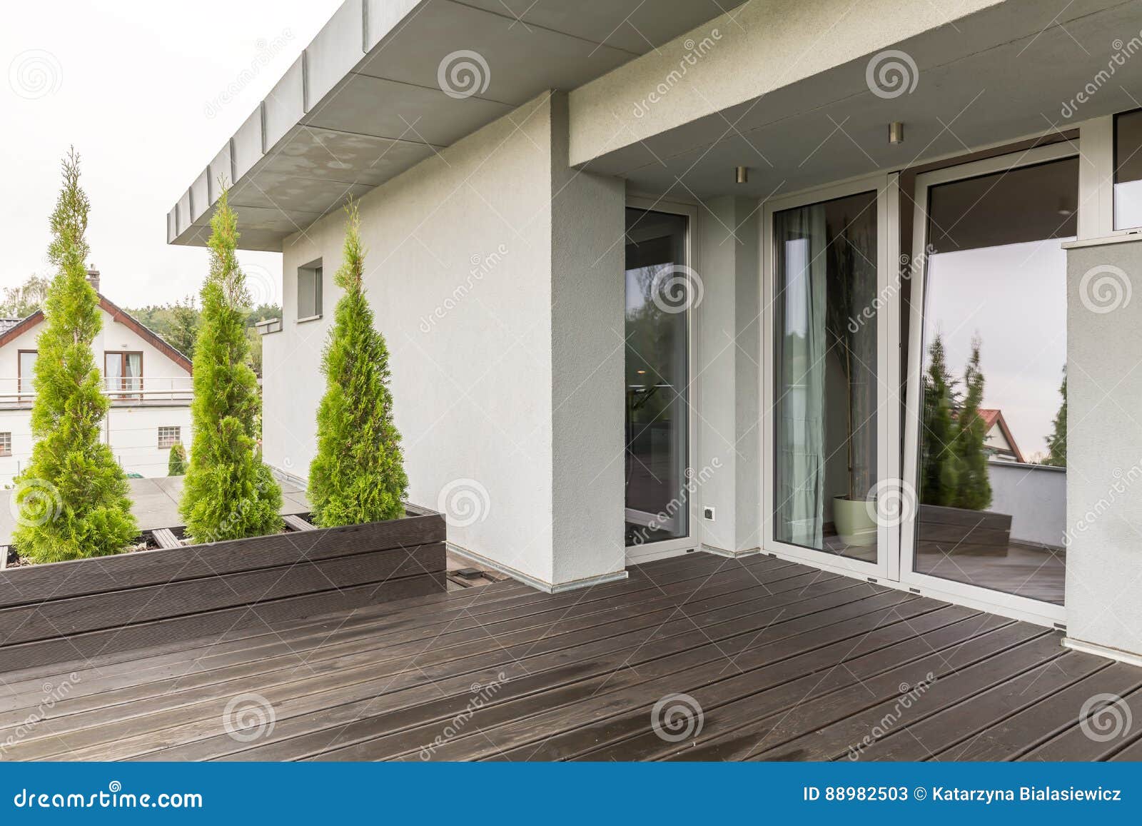 luxurious villa terrace idea new design wooden flooring 88982503