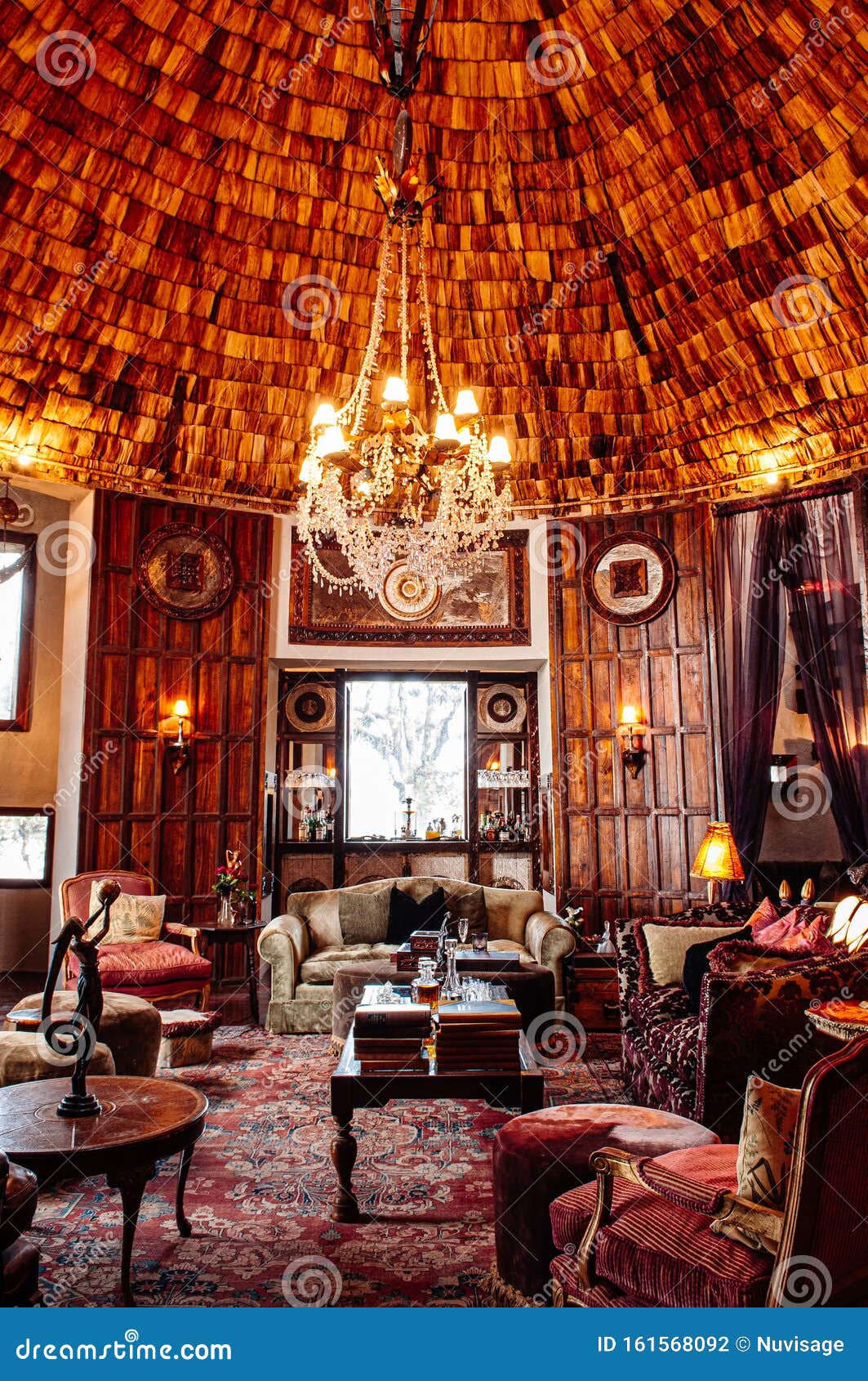 Luxury African Tribal Cottage Interior Decoration High Ceiling ...