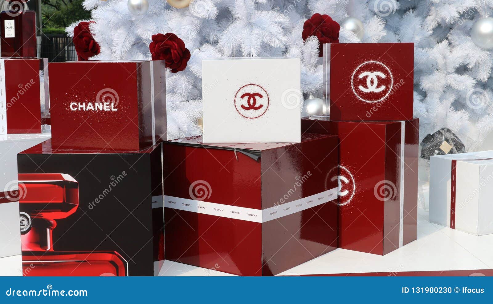 chanel christmas box