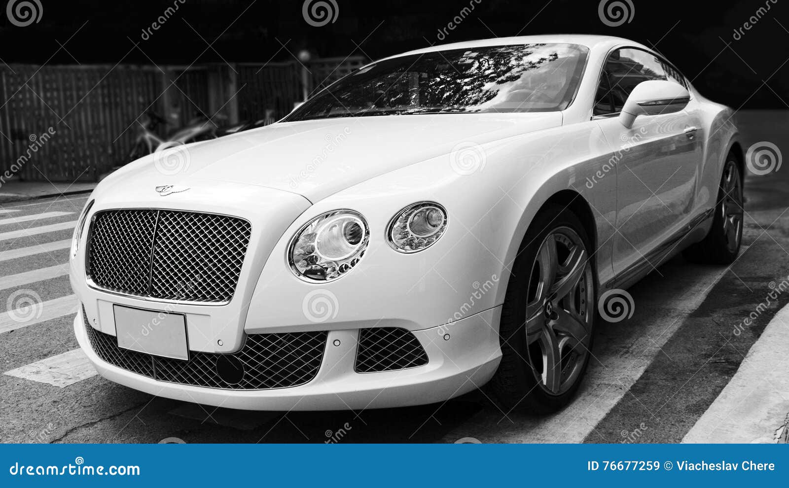 Luxury Car Bentley Continental GT At The City Street Luxury Car Bentley