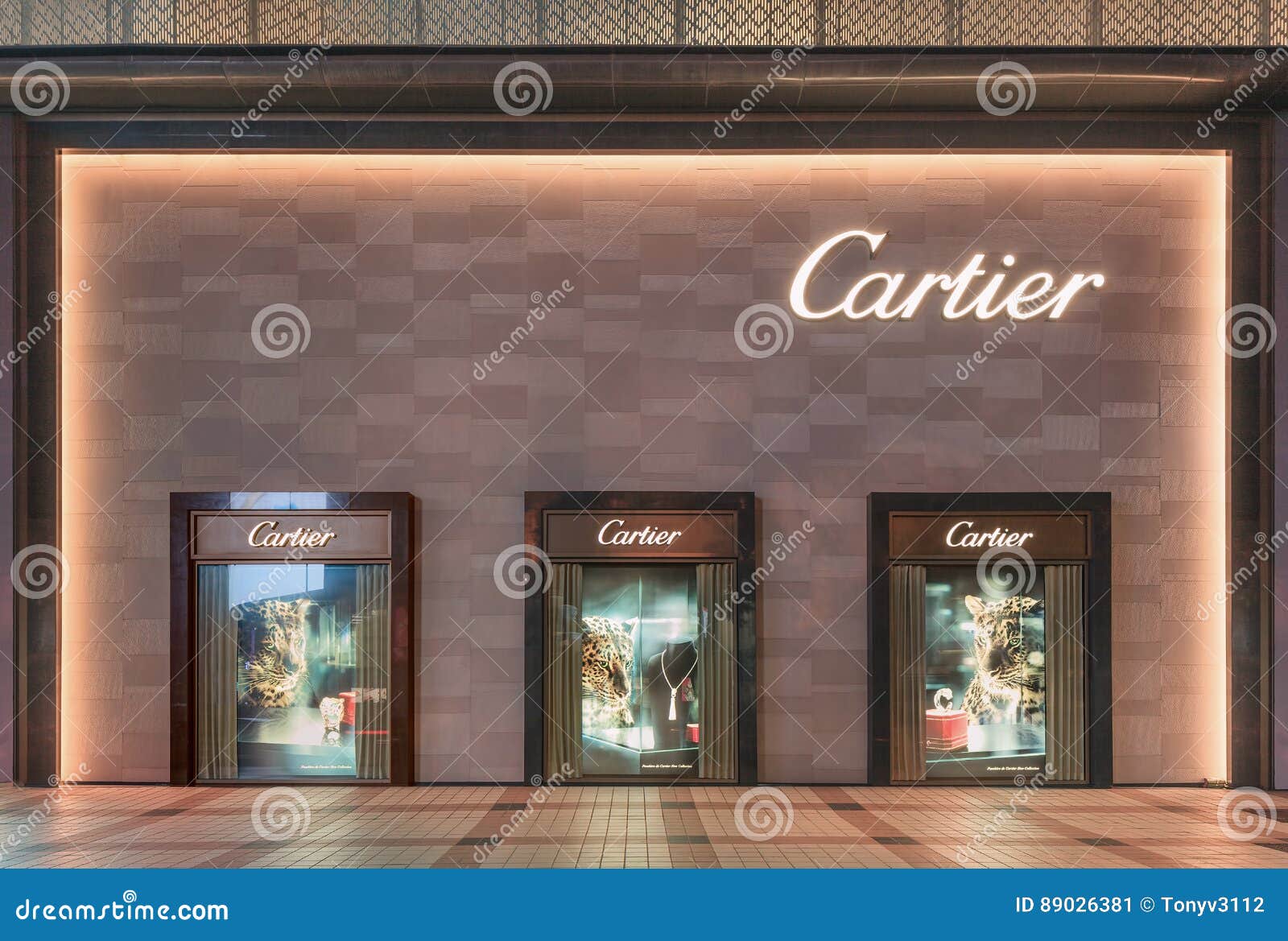 Luxury Cartier Outlet At Night, Beijing 