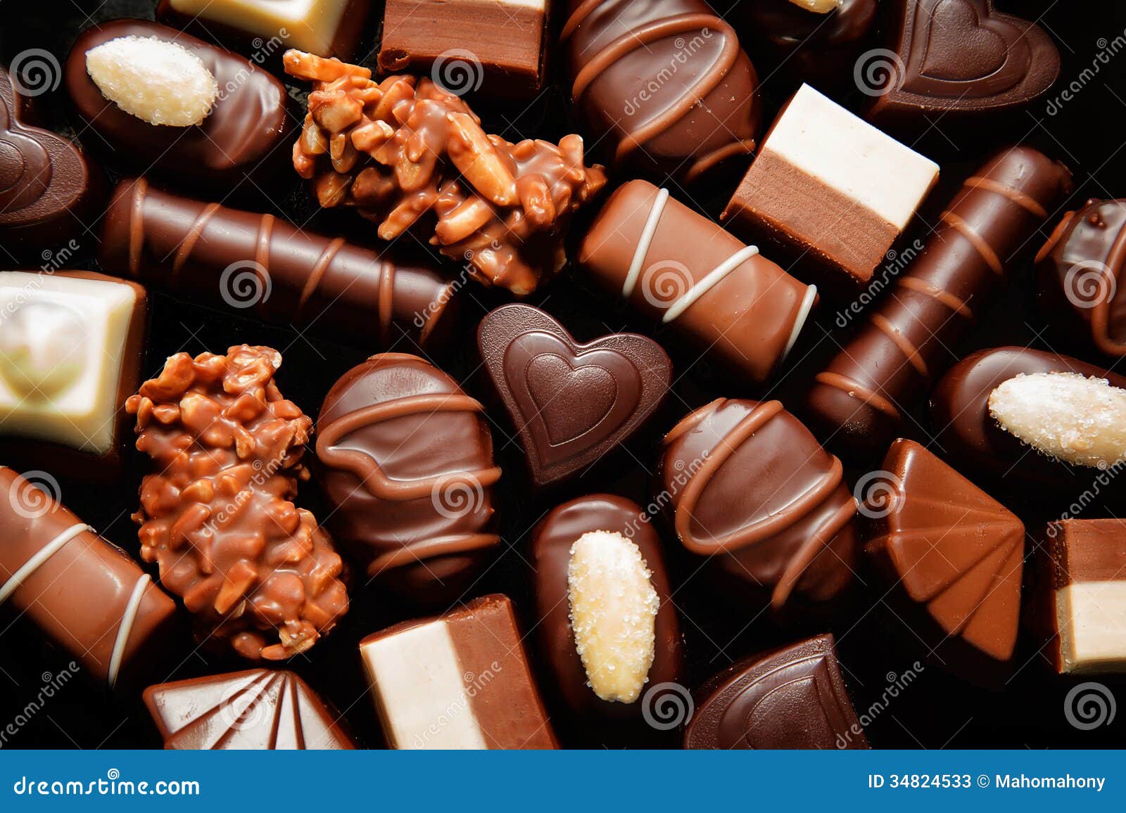 luxury choclate praline pattern many assorted chocolate pralines 34824533