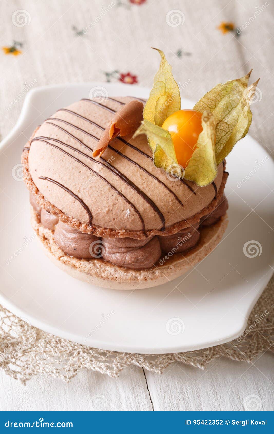Luxury Dessert: Macaroon with Chocolate Cream Decorated Cape Goo Stock  Photo - Image of confectionery, flavor: 95422352
