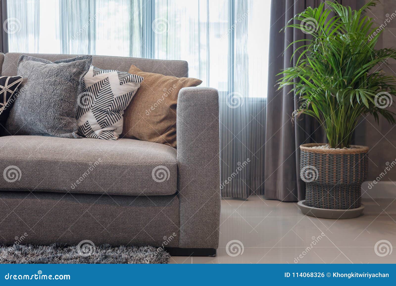 luxury-living-room-style-set-pillows-luxury-living-room-style-set-pillows-classic-sofa-interior-design-concept-114068326.jpg