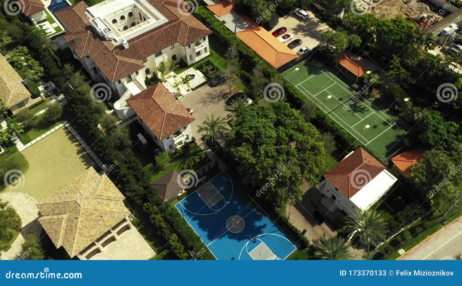 Luxury Mansions with Private Basketball and Tennis Courts Stock Video Luxury Mansions with Private Basketball and Tennis Courts Stock Video