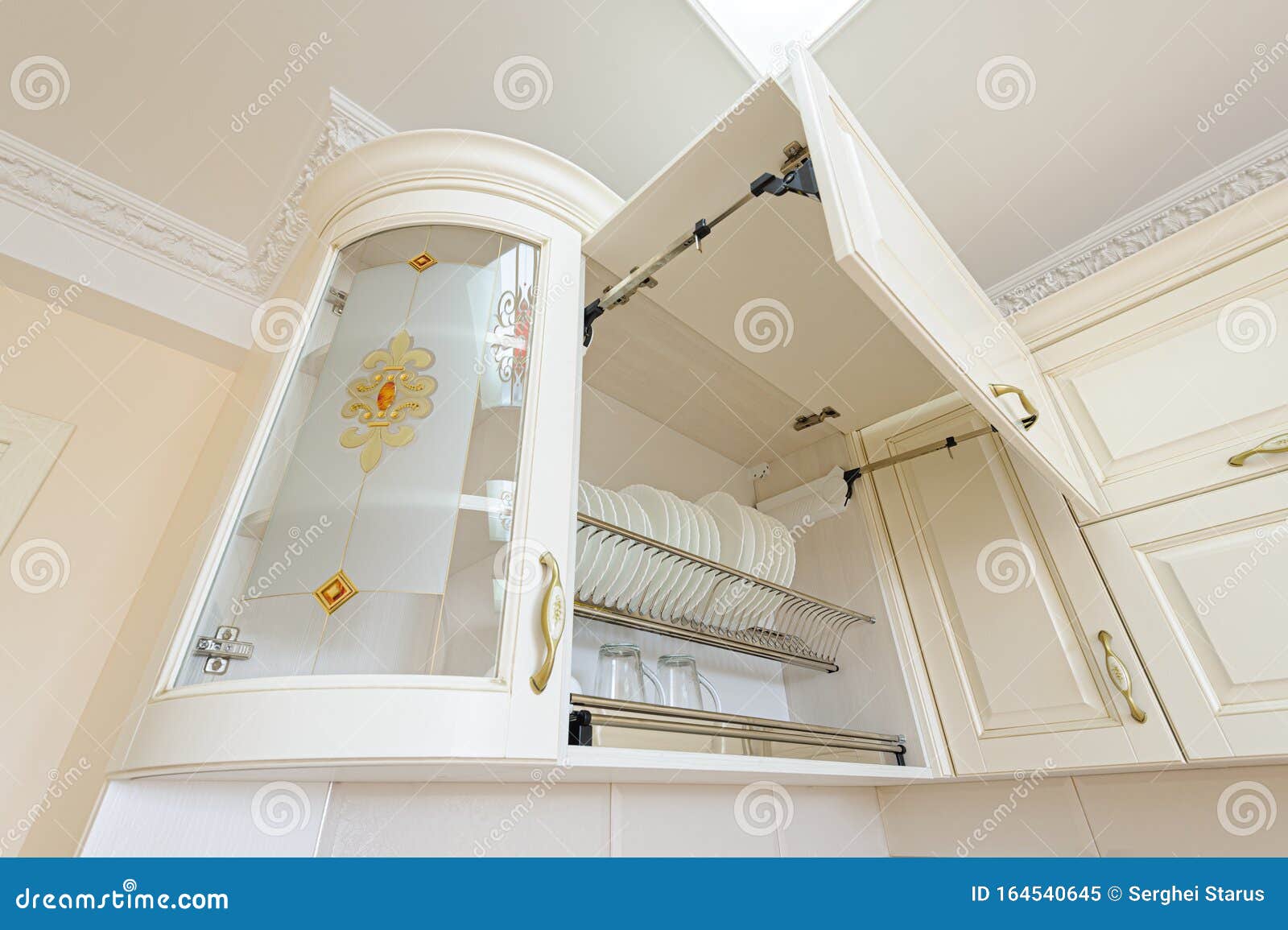 luxury-modern-beige-white-kitchen-laminated-floor-luxury-modern-beige-white-kitchen-interior-164540645.jpg