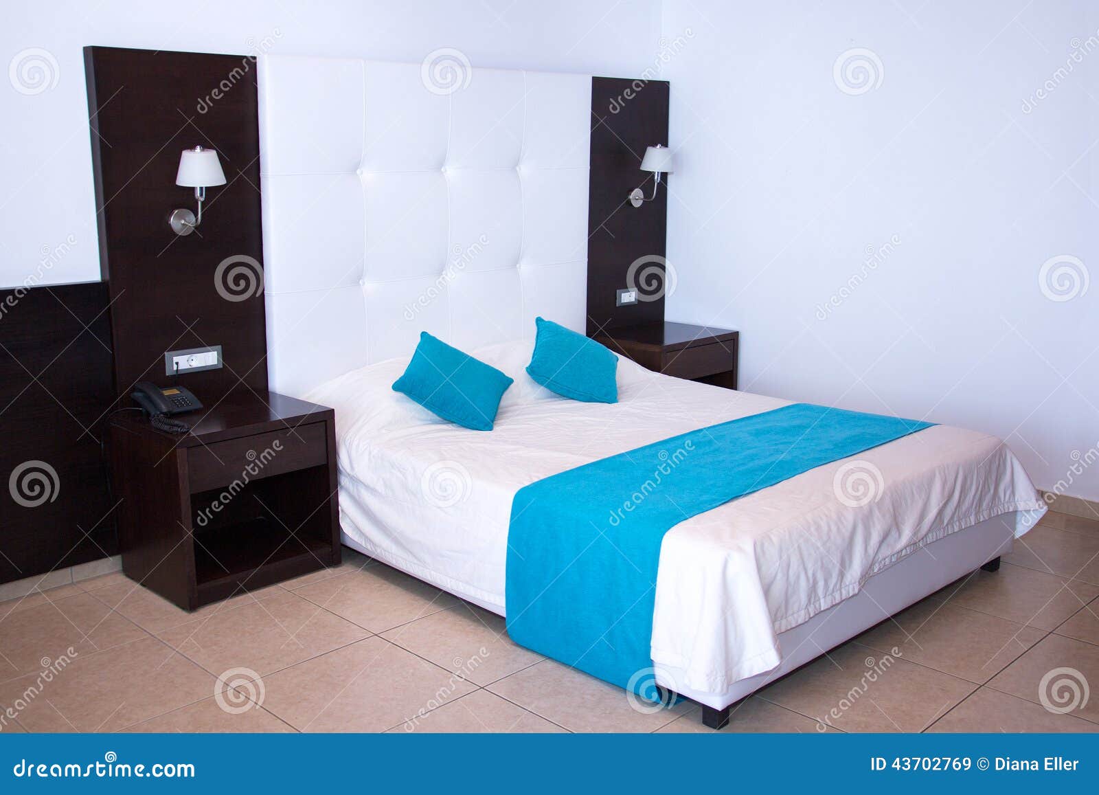 Luxury Modern White Bedroom in Hotel Stock Image Image of elegance