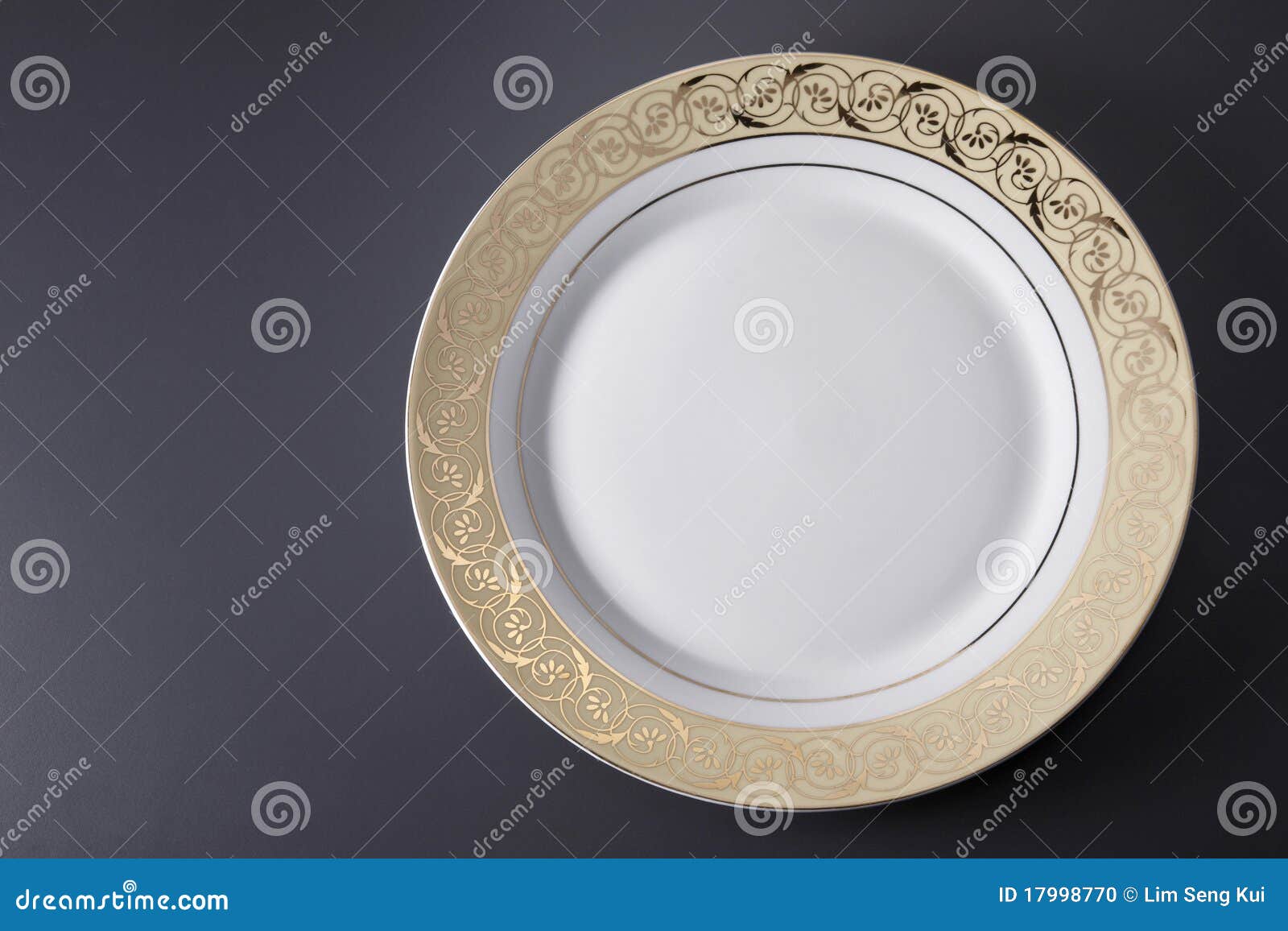 Luxury plate stock photo. Image of elegance, gold, flatware 17998770