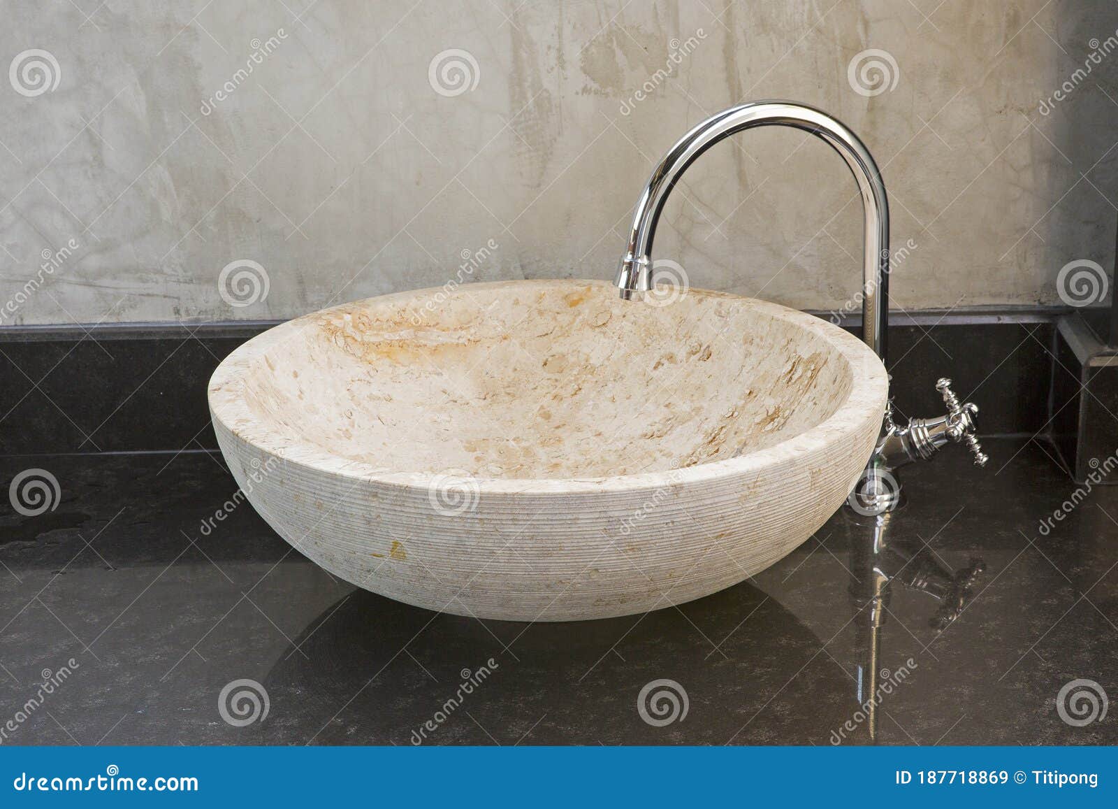 Luxury Sinks In The Home Stock Image Image Of Hygiene 187718869