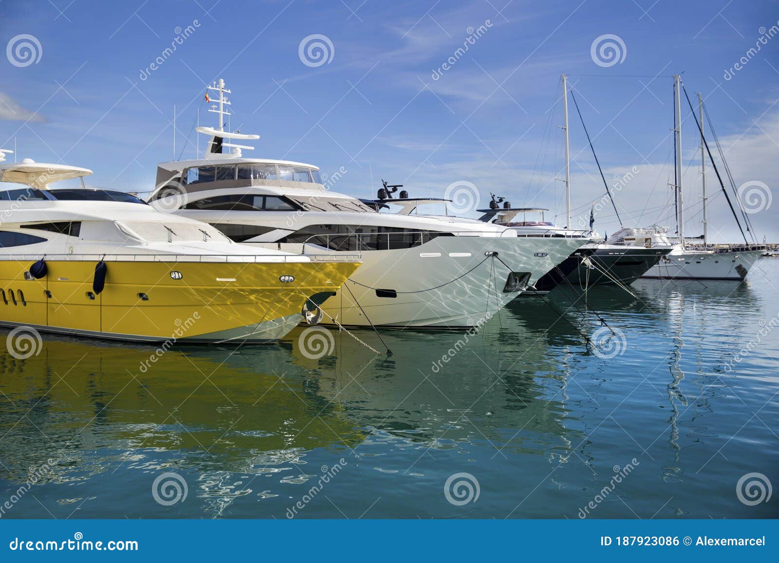 marina marbella yachts