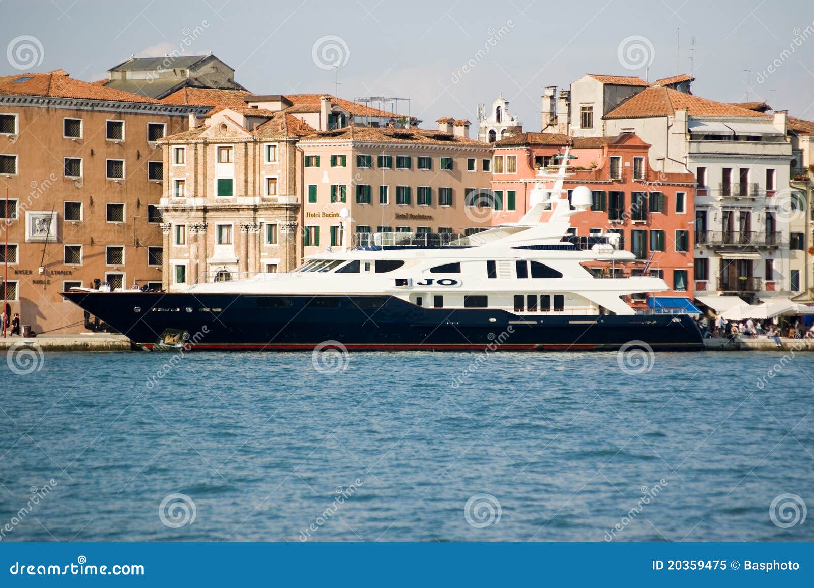 welche yacht liegt in venedig