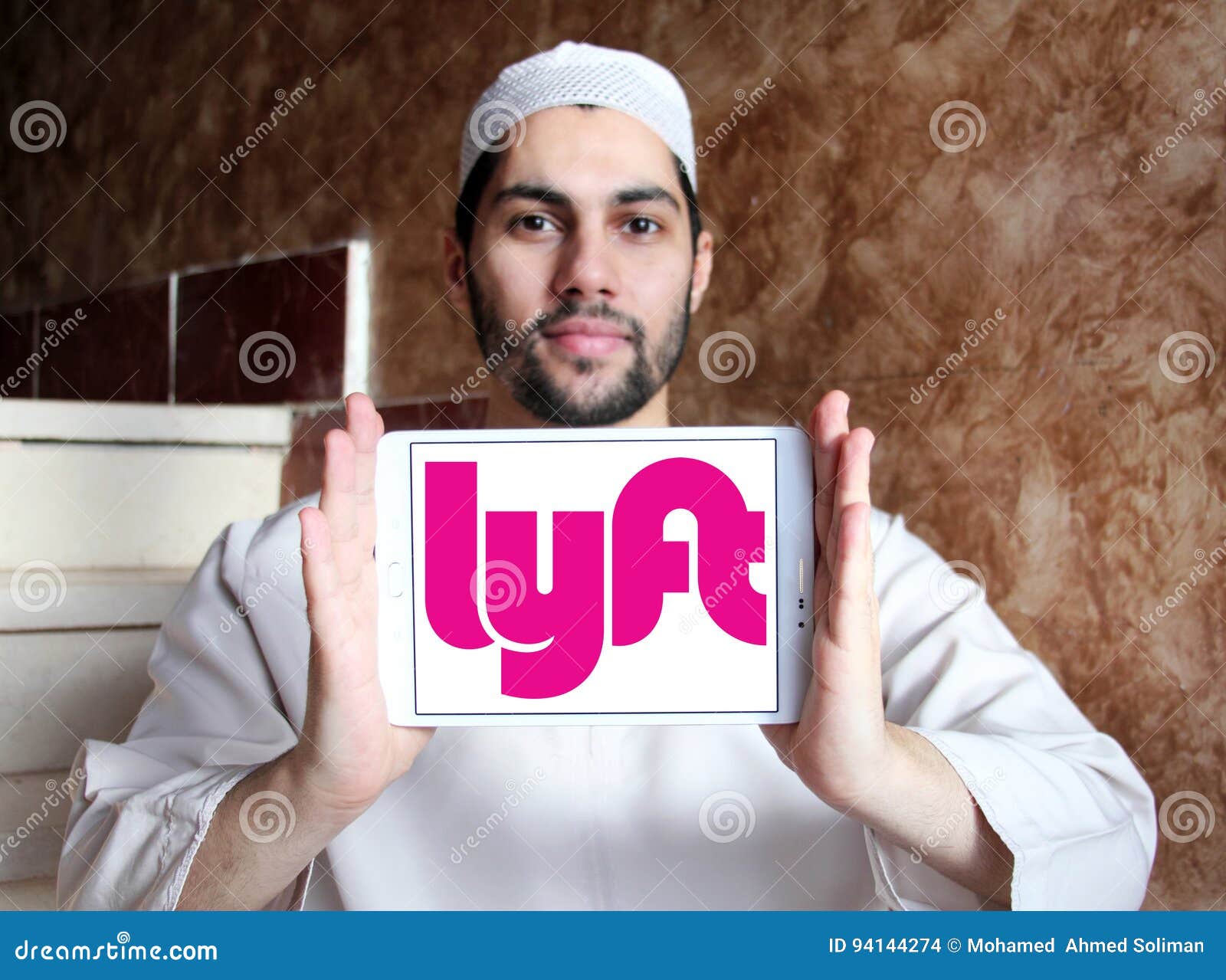 lyft logo