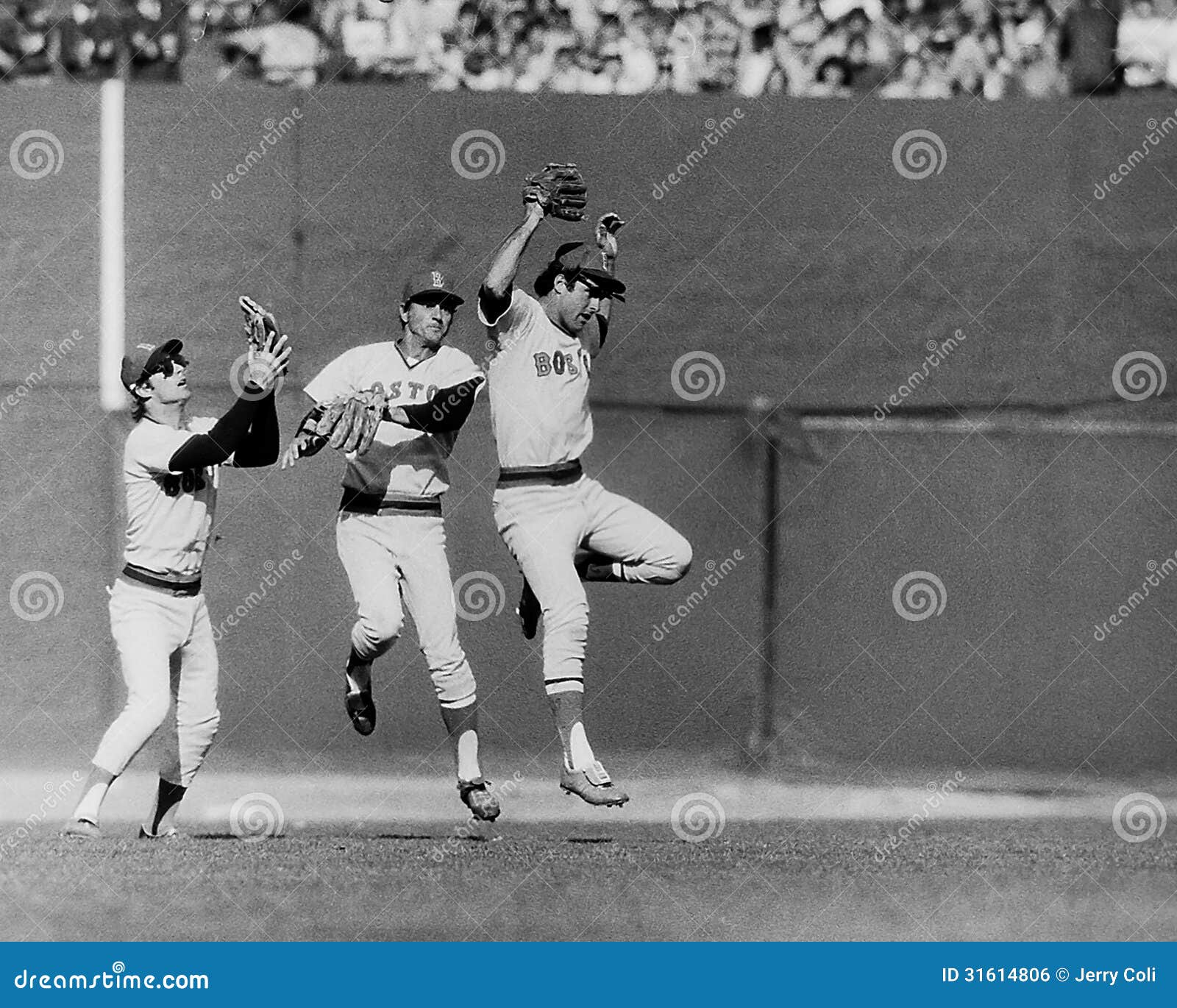 Vintage View of Yawkey Way, Boston, MA. Editorial Stock Image - Image of  baseball, boston: 42255019