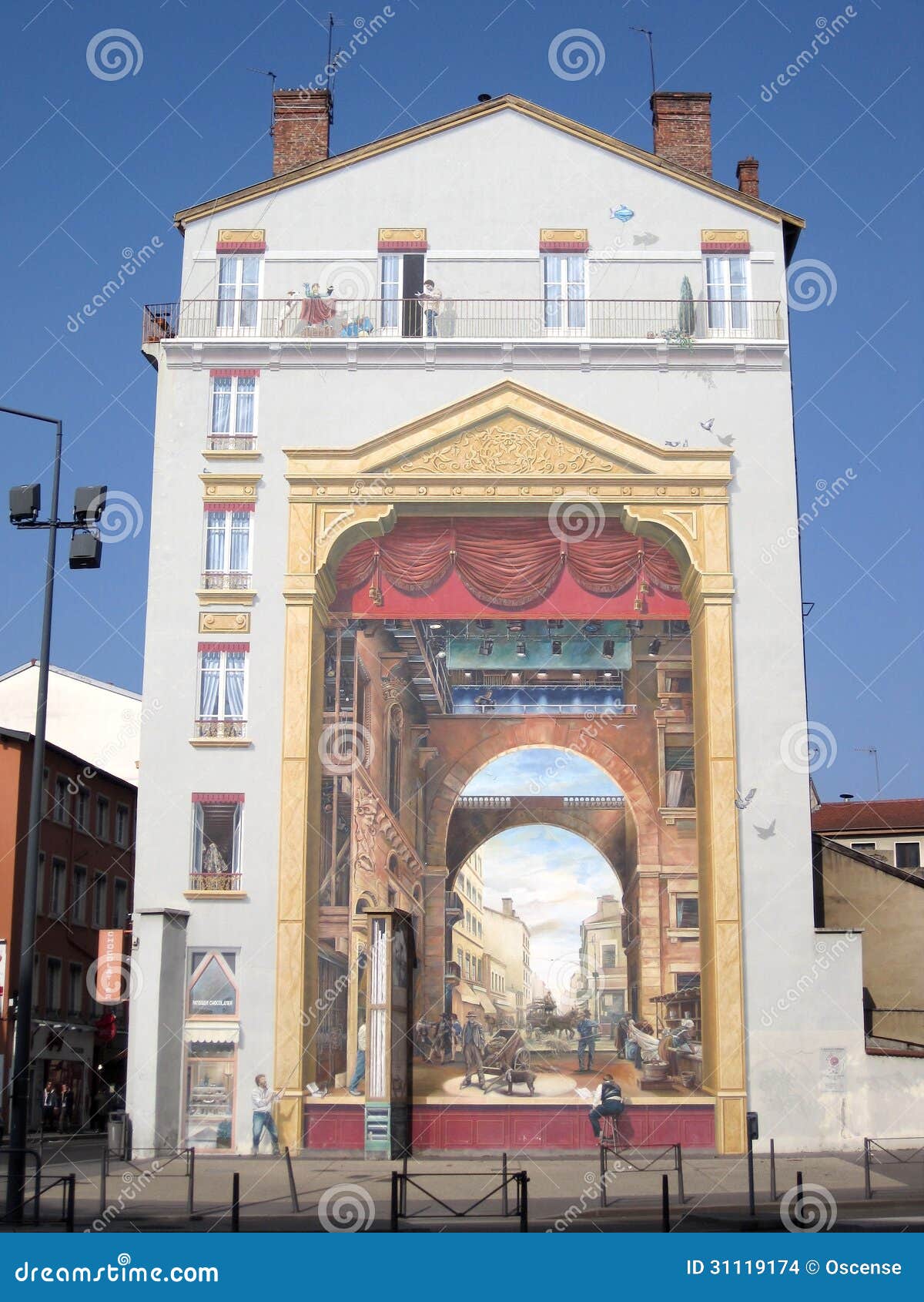 Lyon, Mur Peint En Trompel Oeil Painted Wall Editorial Stock Image