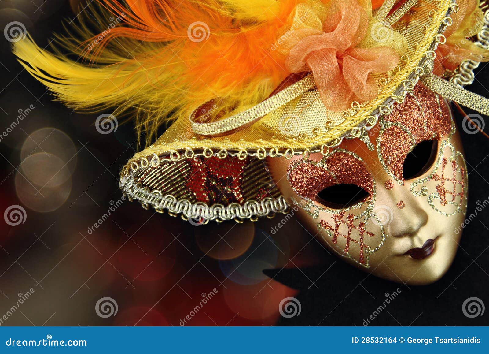 Máscara De Carnaval Vintage Foto de archivo - Imagen de disfraz, plumas:  28532164, image size:1600x1157