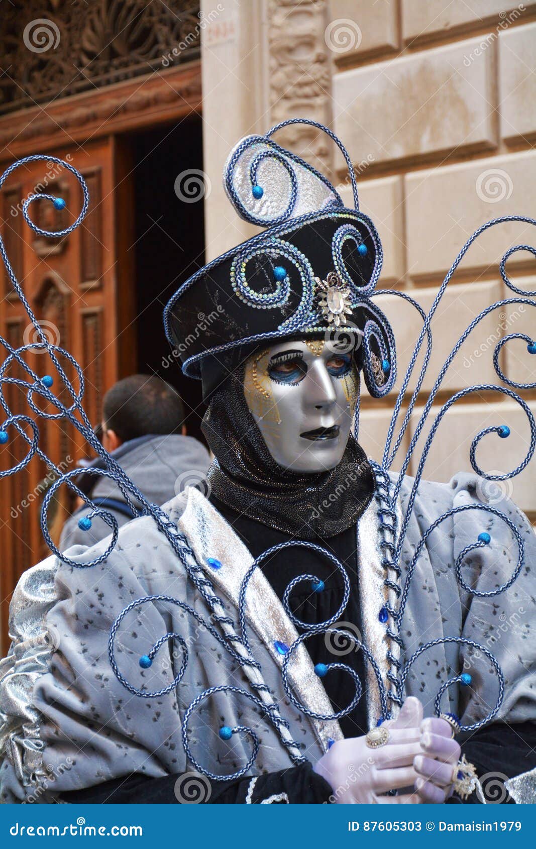 Creta Legítimo Tiranía Máscara Plateada En Venecia, Italia, Europa Foto de archivo editorial -  Imagen de mascarada, hermoso: 87605303