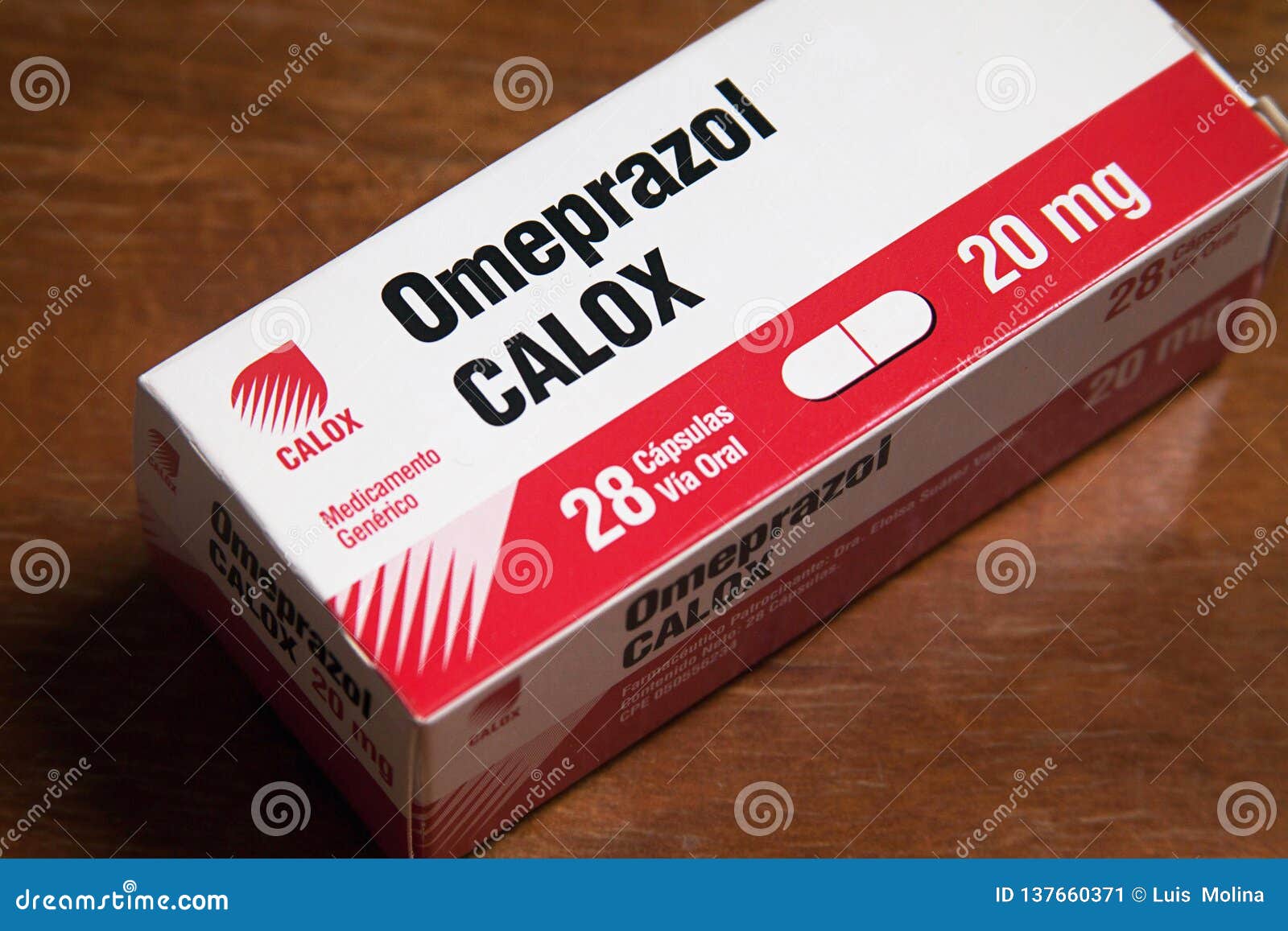 Médicament D'Omeprazole Sur Une Table Photo éditorial - Image du ...