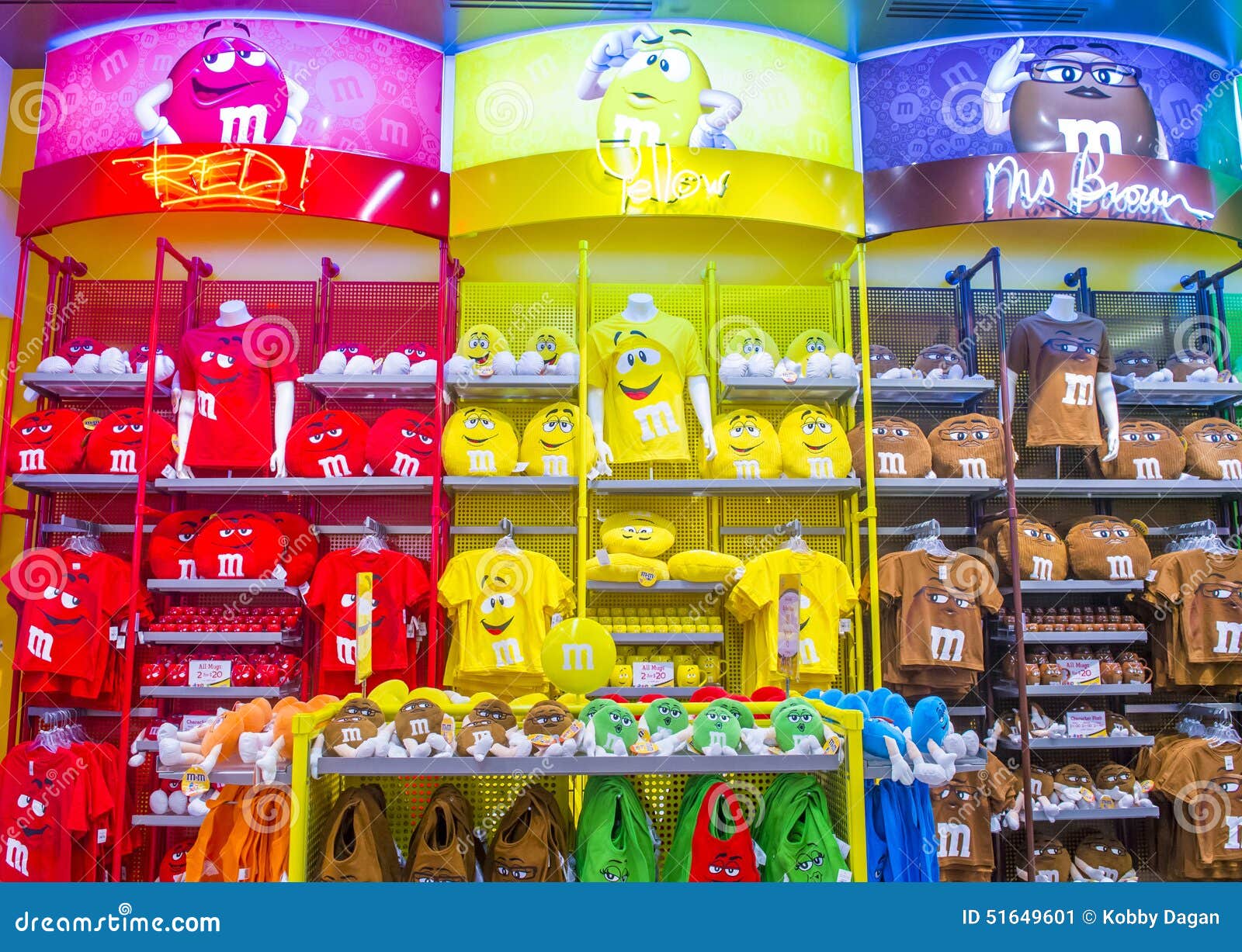 m&m world