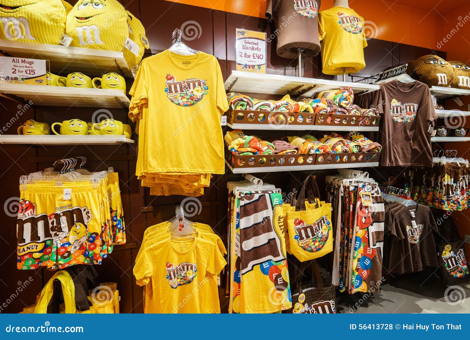 M Ms World Store Editorial Stock Photo Image Of Dedicated