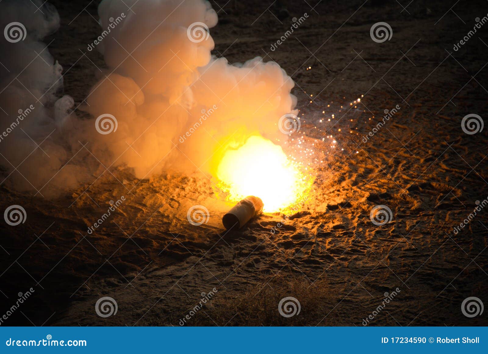 M49A1 surface tripflare stock photo. Image of magnesium 17234590