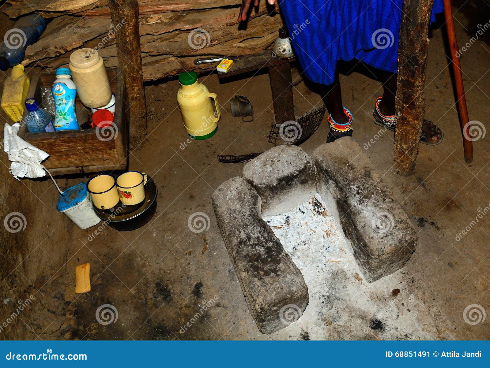 Maasai kitchen, Kenya editorial photo. Image of family 68851491