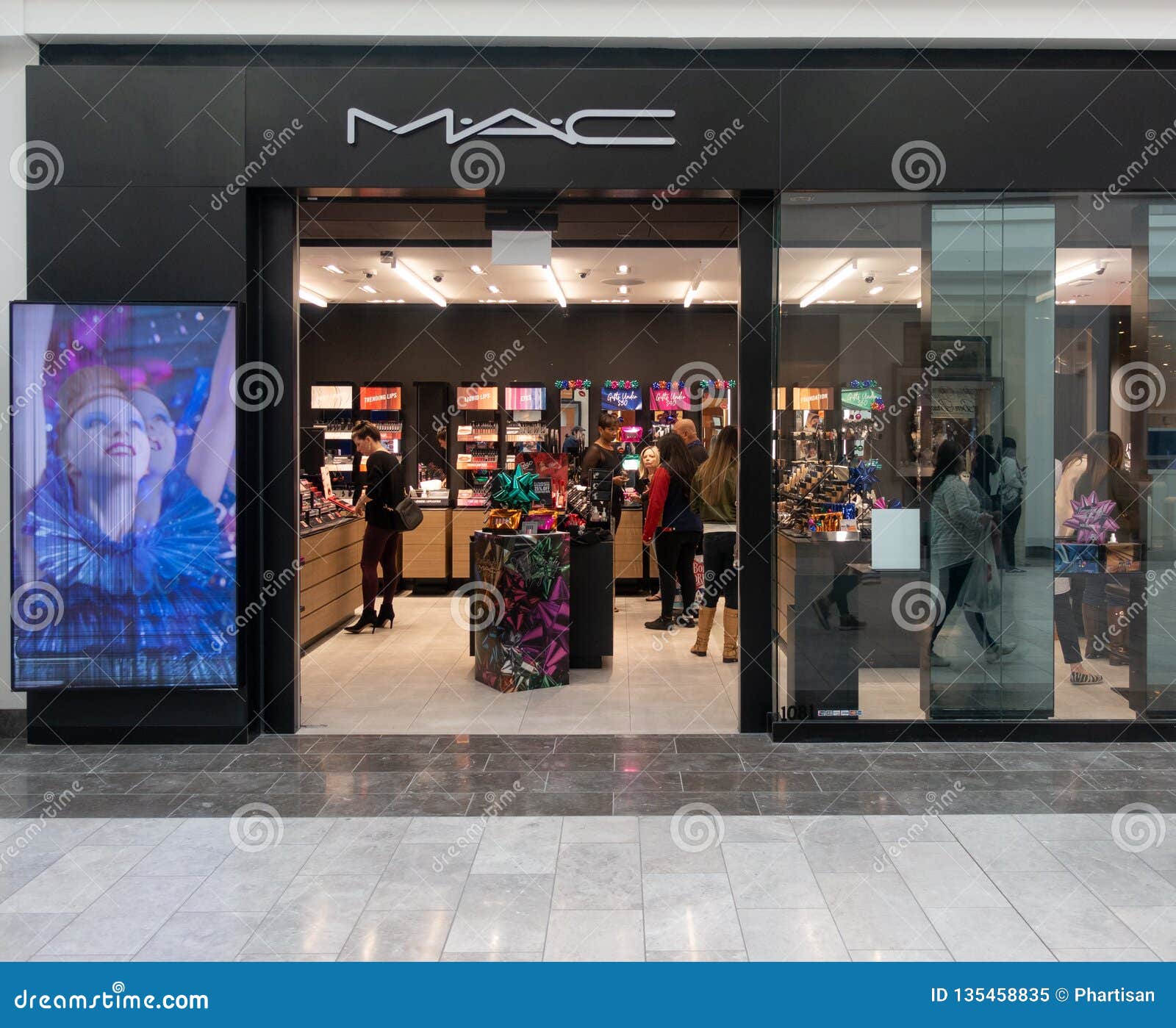 MAC Cosmetics Is A Cosmetics Manufacturer Headquartered In NYC mac-cosmetics-is-a-cosmetics-manufacturer-headquartered-in-nyc