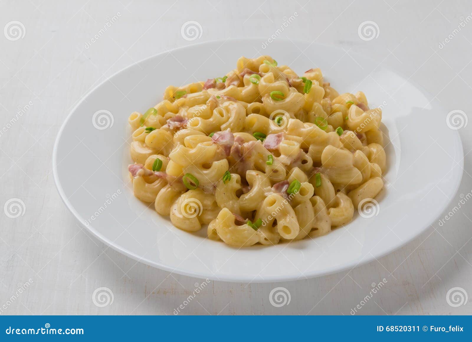 witte macaronisaus witte macaronisaus