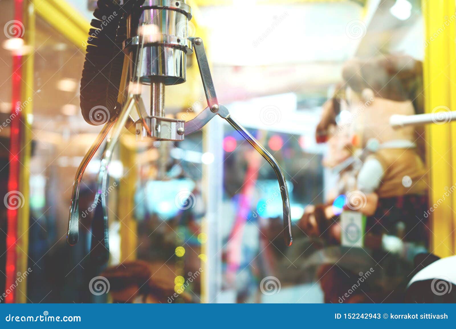 How to win a grabber machine